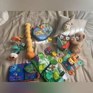 Baby toys